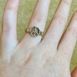 1/3 C diamond peace ring 10K white gold band